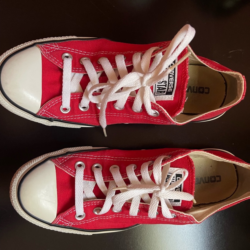 Red Converse